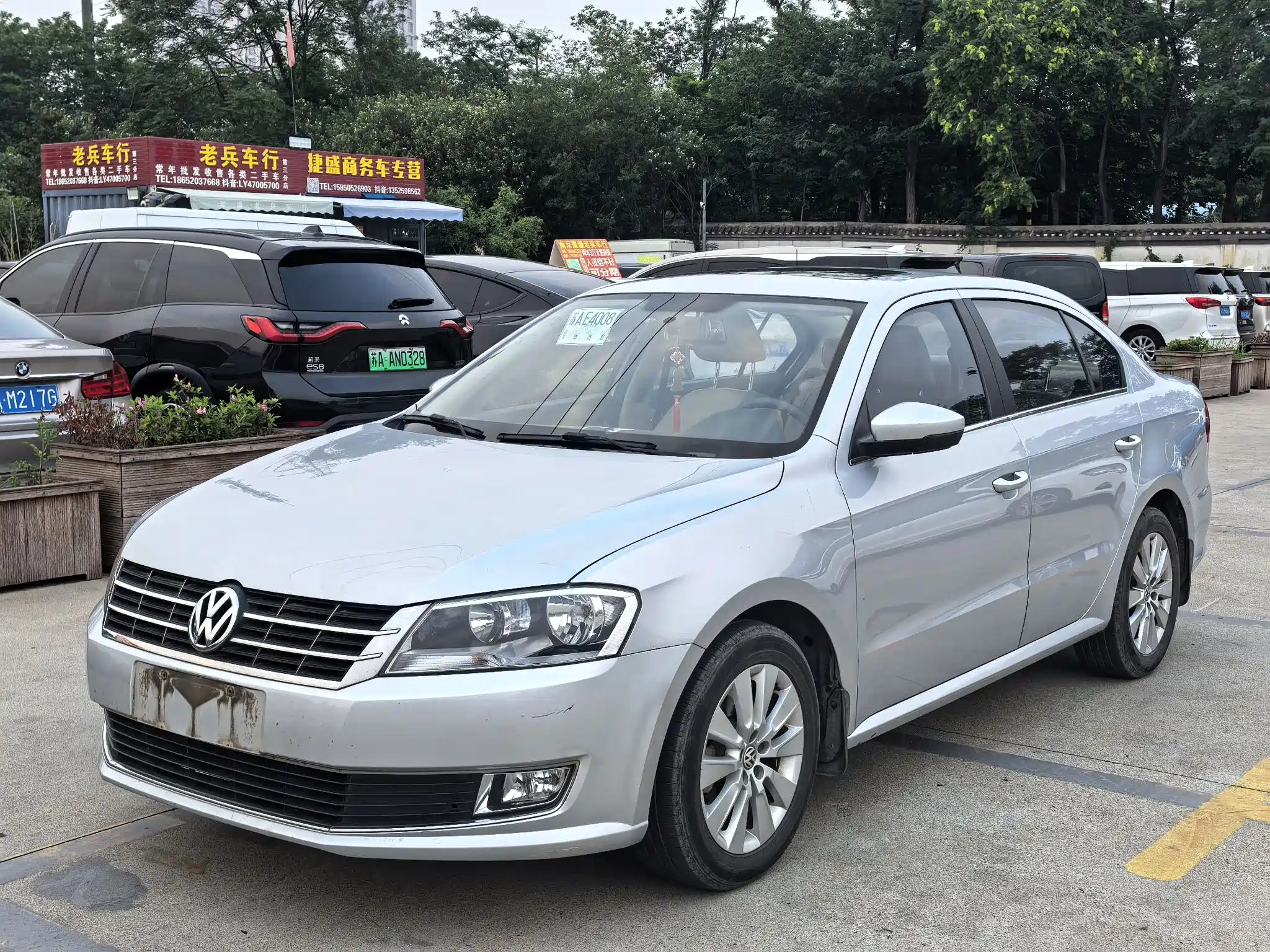 VOLKSWAGEN LAVIDA 2013