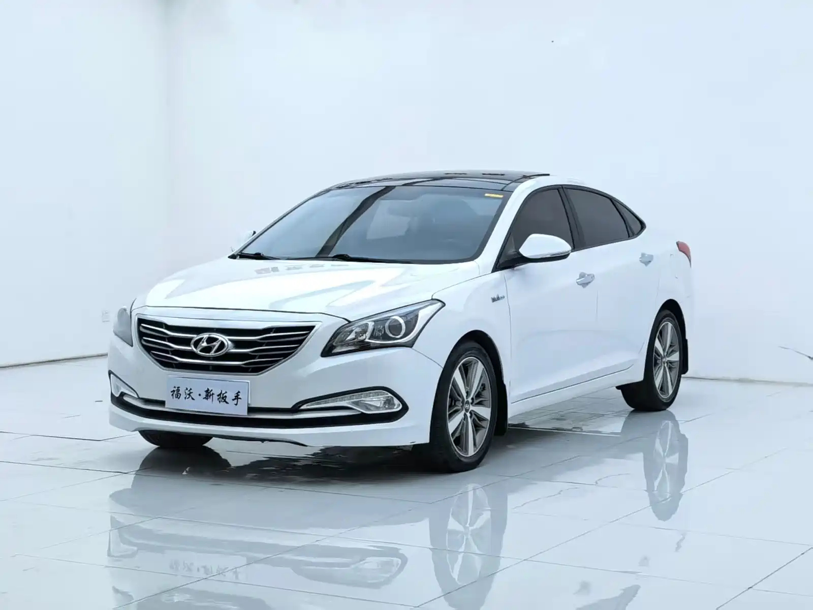 HYUNDAI MISTRA 2016
