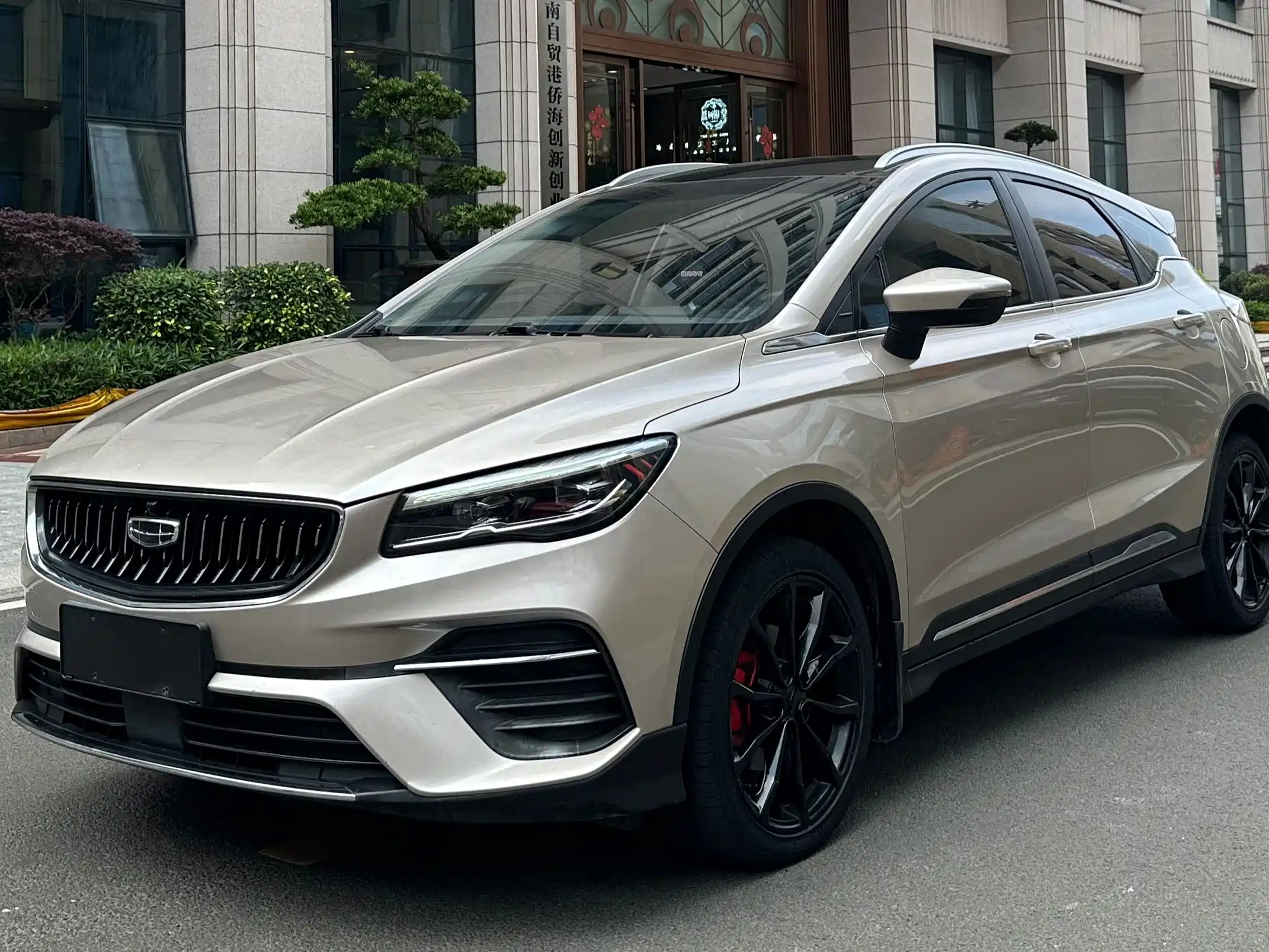 GEELY AUTO EMGRAND S 2021