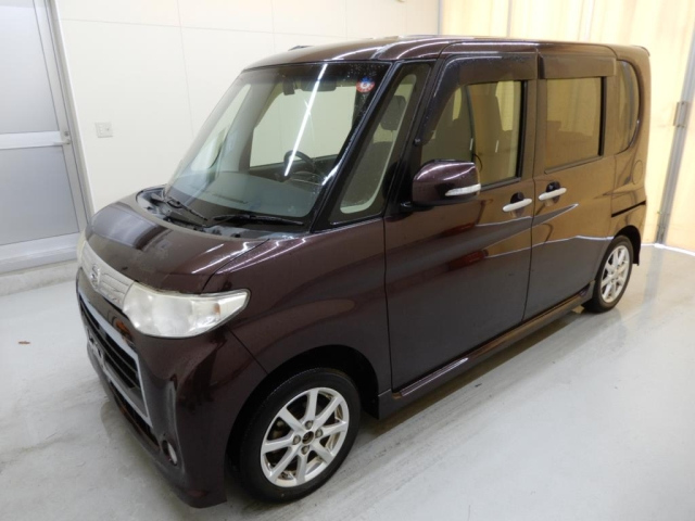 DAIHATSU TANTO 2012