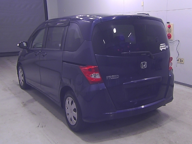HONDA FREED 2009