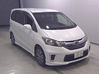HONDA FREED 2015