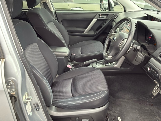 SUBARU FORESTER 2014