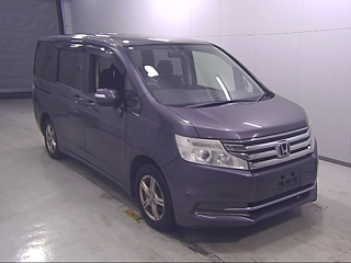 HONDA STEP WAGON 2015