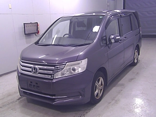 HONDA STEP WAGON 2015