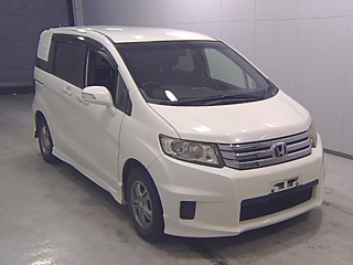 HONDA FREED 2012