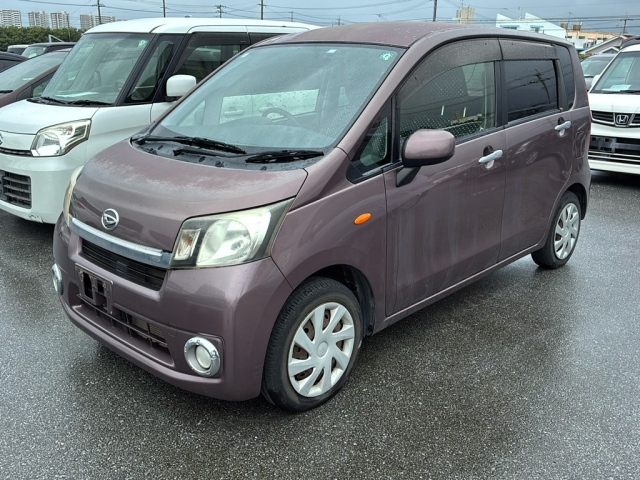 DAIHATSU MOVE 2013