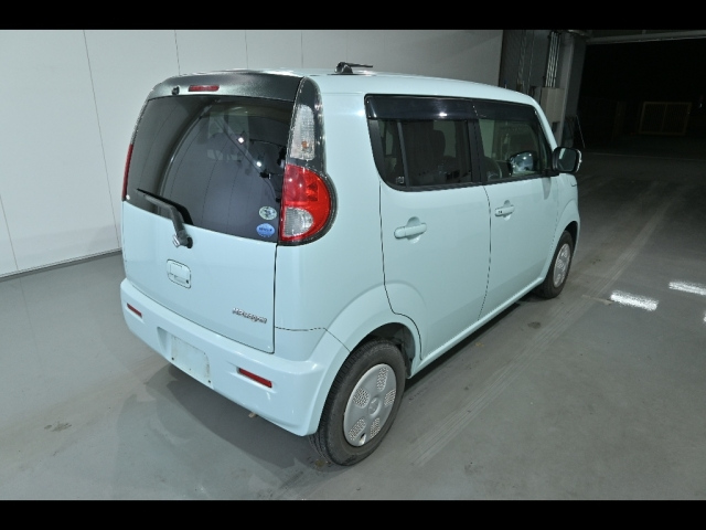 SUZUKI MRWAGON 2011