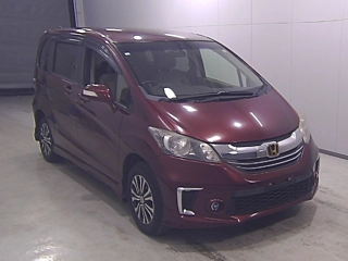 HONDA FREED 2015