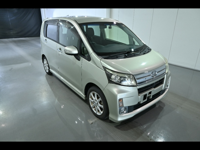 DAIHATSU MOVE 2013