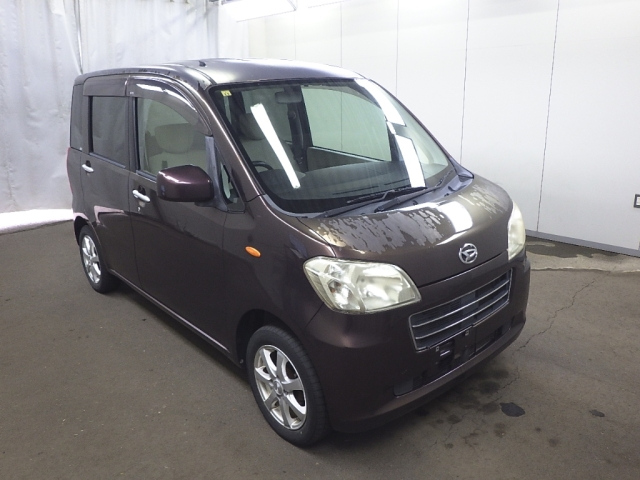 DAIHATSU TANTO EXE 2010