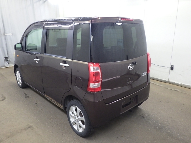 DAIHATSU TANTO EXE 2010