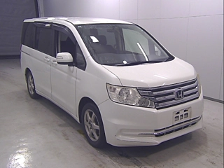 HONDA STEP WAGON 2013
