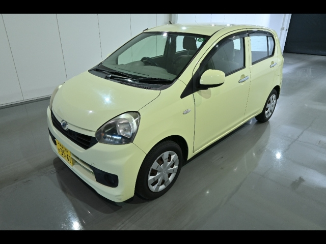 DAIHATSU MIRA E S 2013
