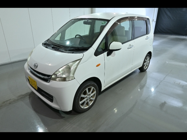 DAIHATSU MOVE 2011