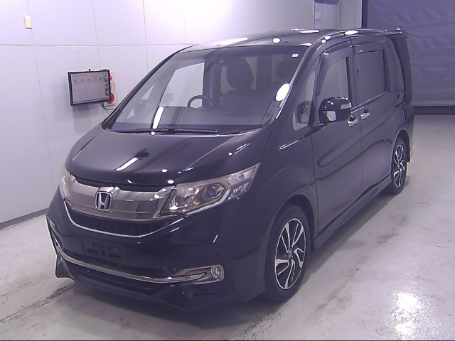 HONDA STEP WAGON 2015