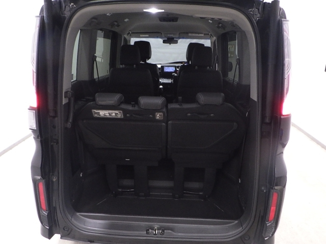 HONDA STEP WAGON 2015