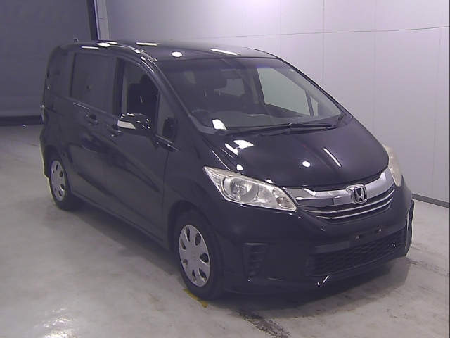 HONDA FREED 2015