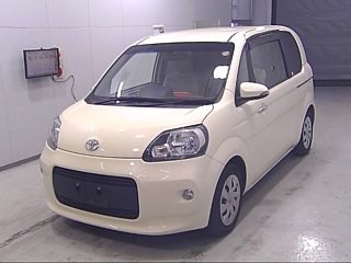 TOYOTA PORTE 2015