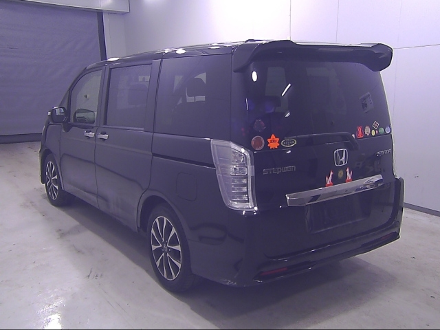 HONDA STEP WAGON 2013