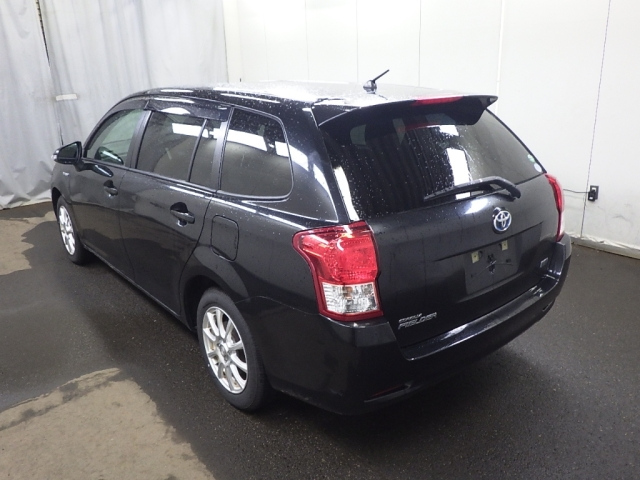 TOYOTA COROLLA FIELDER 2014