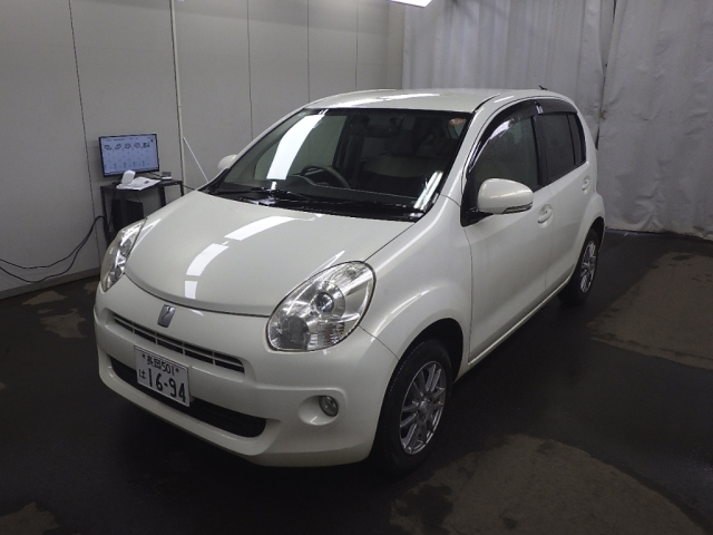 TOYOTA PASSO 2011