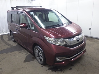 HONDA STEP WAGON 2016