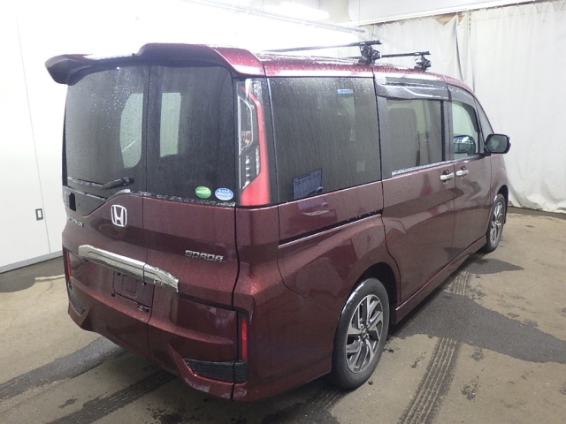 HONDA STEP WAGON 2016