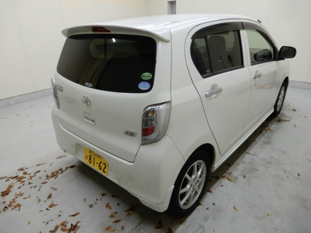 TOYOTA PIXIS EPOCH 2014