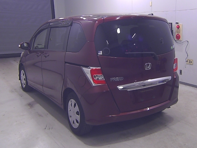 HONDA FREED 2014