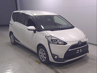 TOYOTA SIENTA 2016