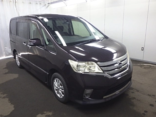 NISSAN SERENA 2011