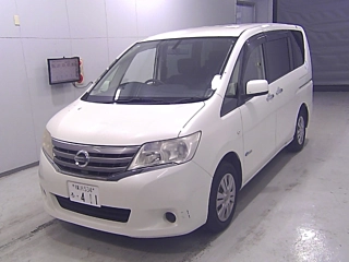 NISSAN SERENA 2013