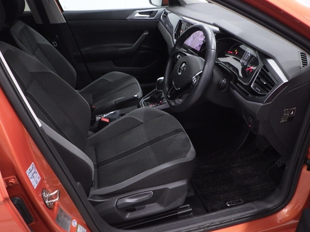 VOLKSWAGEN POLO 2018