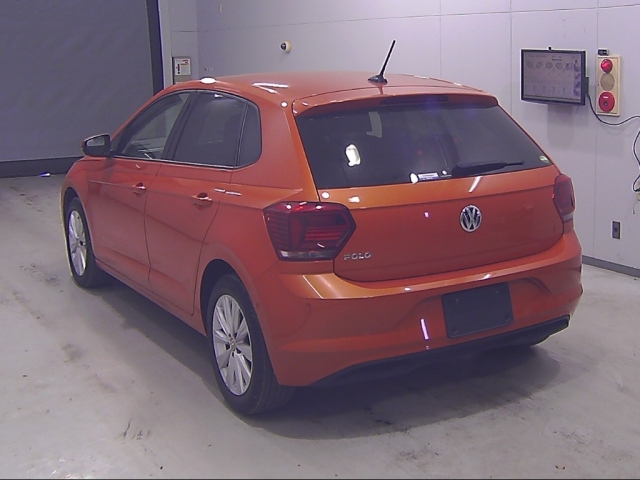 VOLKSWAGEN POLO 2018