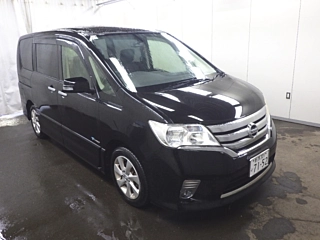 NISSAN SERENA 2013