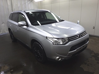 MITSUBISHI OUTLANDER 2012