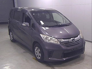 HONDA FREED 2015