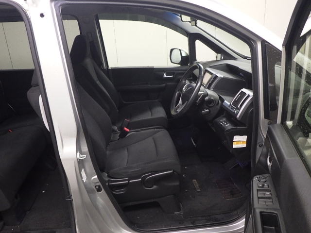 HONDA STEP WAGON 2013