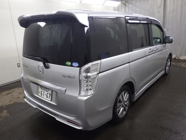 HONDA STEP WAGON 2013