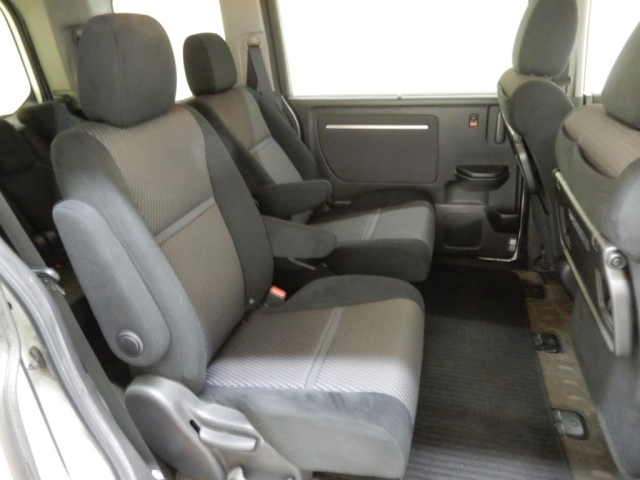 HONDA STEP WAGON 2017