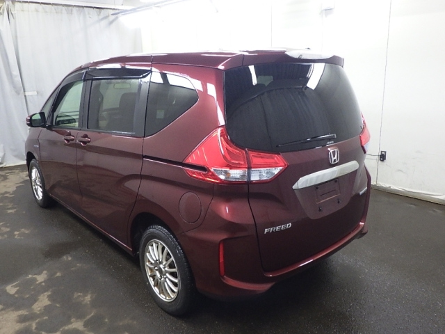HONDA FREED 2016