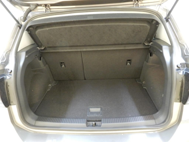 VOLKSWAGEN T-CROSS 2021