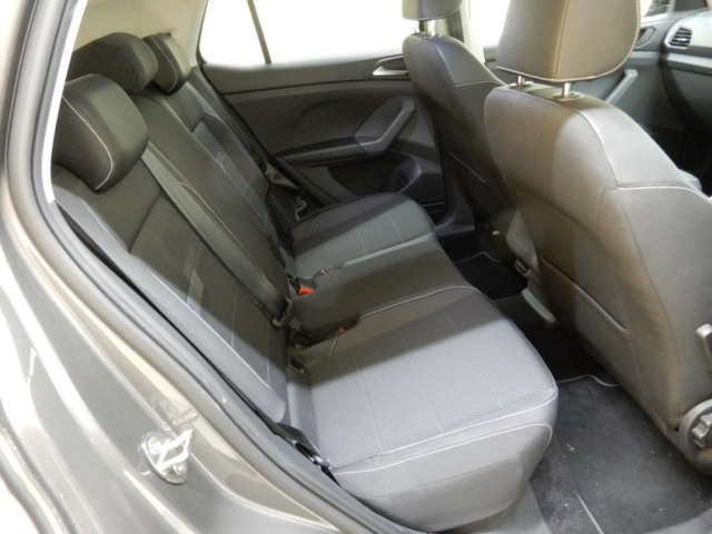 VOLKSWAGEN T-CROSS 2021