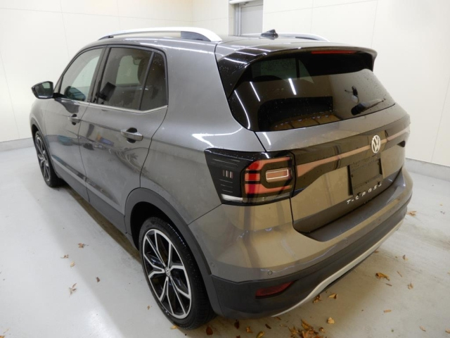 VOLKSWAGEN T-CROSS 2021