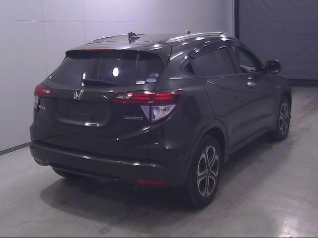 HONDA VEZEL 2015