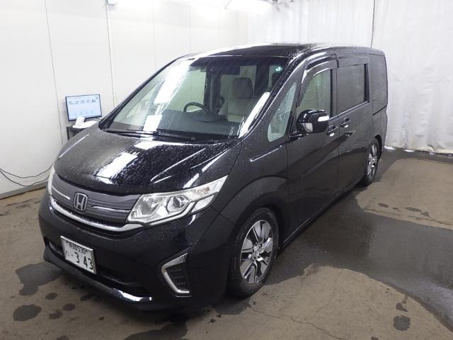 HONDA STEP WAGON 2015