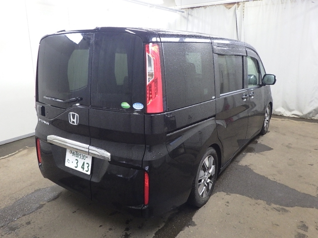 HONDA STEP WAGON 2015