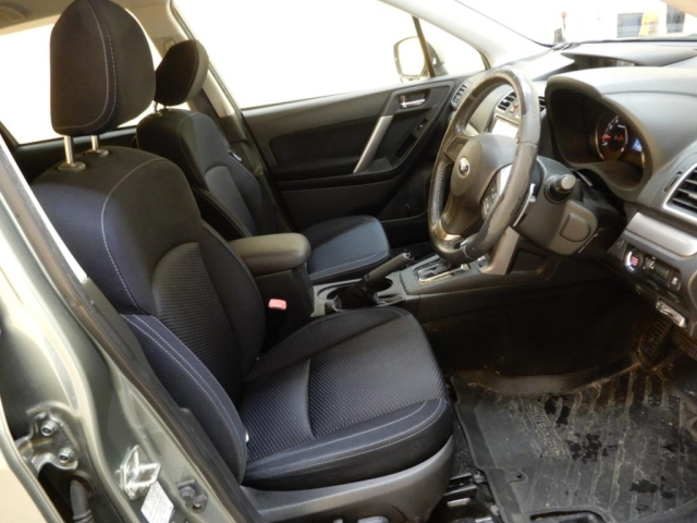 SUBARU FORESTER 2014