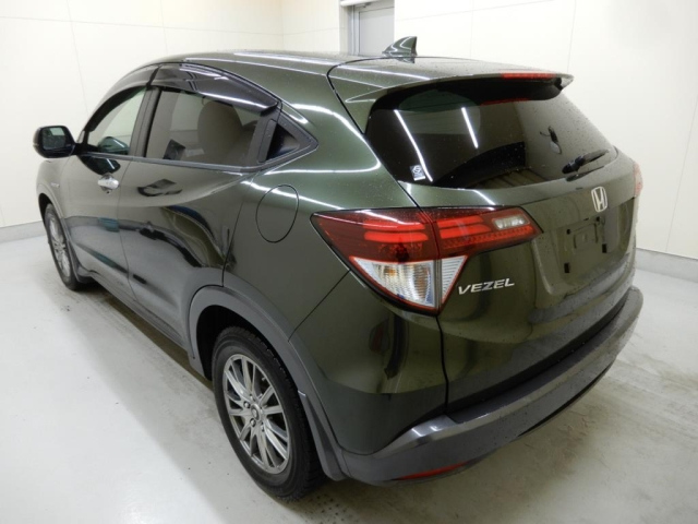 HONDA VEZEL 2015